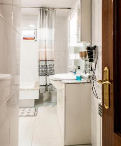 A bathroom at Las Aceñas De Iris