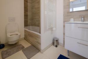 Ένα μπάνιο στο Duplex Saint Germain Bordeaux +14 φωτογραφίες