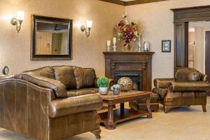 Posezení v ubytování Best Western Plus Grand-Sault Hotel & Suites