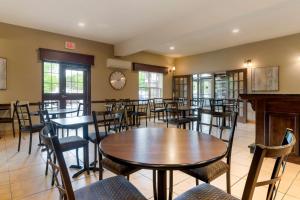 Restaurace v ubytování Best Western Plus Fredericton Hotel & Suites