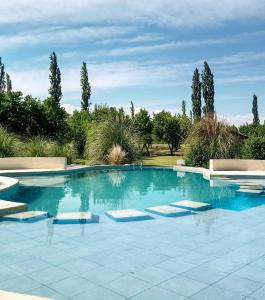 Bazén v ubytování Entre Acequias nebo v jeho okolí