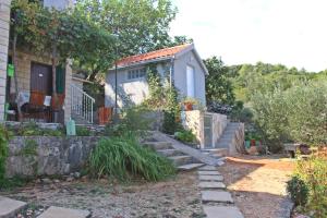 Fotografie z fotogalerie ubytování Apartments by the sea Cove Piskera, Solta - 5175 v destinaci Nečujam