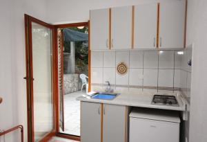 Fotografie z fotogalerie ubytování Apartments by the sea Cove Piskera, Solta - 5175 v destinaci Nečujam