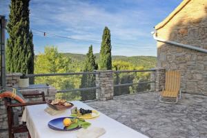 Fotografie z fotogalerie ubytování Family friendly house with a swimming pool Talez, Vis - 8850 v destinaci Vis