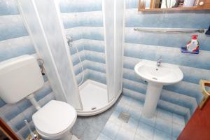 Fotografie z fotogalerie ubytování Family friendly apartments with a swimming pool Babici, Umag - 2531 v destinaci Umag