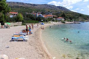 Fotografia z galérie ubytovania Seaside luxury villa with a swimming pool Podstrana, Split - 9466 v destinácii Podstrana