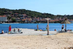 Fotografia z galérie ubytovania Apartments by the sea Trogir - 14988 v Trogiri