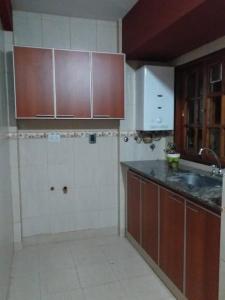 A kitchen or kitchenette at Tucuman Centro Departamento