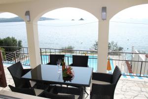 Fotografie z fotogalerie ubytování Seaside apartments with a swimming pool Seget Vranjica, Trogir - 2571 v Trogiru