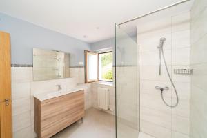 Kúpeľňa v ubytovaní LAGA Surf VILLA by Urdaibai Rentals