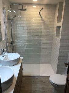 A bathroom at La rotonda de Llívia