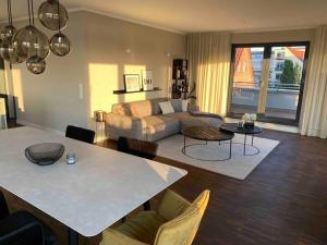 Fotografie z fotogalerie ubytování Exklusive Penthouse-Wohnung im Herzen Rostocks v Rostocku