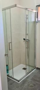 A bathroom at Casita del Río Ourense Még 27 kép