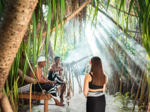 Gestir sem dvelja á Heritance Aarah - Premium All Inclusive - Complimentary Stay for 1 Child for Stays between April 2025 to September 2025