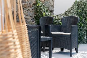 A seating area at Endless Blue from Syros - Megas Gialos Resort - Suite 1