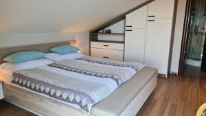 Postel nebo postele na pokoji v ubytování Villa Amalia Apartments