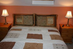 Rúm í herbergi á Avarest Bunratty B&B