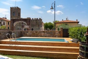 Πισίνα στο ή κοντά στο Villa Fracassini