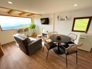 A seating area at Lunela estate with sauna