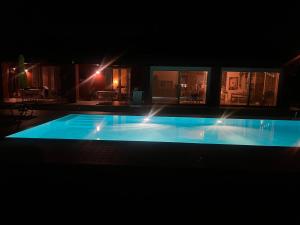 Bazén v ubytování B&B casa Belvedere nebo v jeho okolí