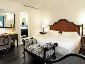 Villa Athena Resort客房内的一张或多张床位