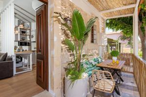 A seating area at Castelvecchio Suites