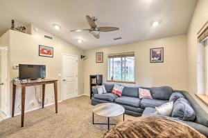 Imagen de la galería de Forested Flagstaff Getaway with Garden and Gas Grill, en Mountainaire