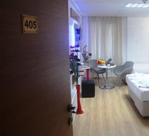 Postel nebo postele na pokoji v ubytování Avcılar İnci Hotel