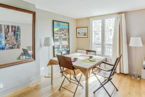 Posedenie v ubytovaní Appartement Barrio - Welkeys