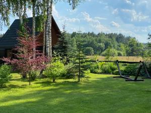 Taman di luar Dom w Gruszkach - Puszcza Białowieska