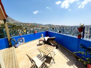 Un balcón o terraza en VANCII Hotel