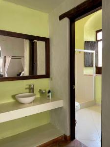 Bagno di Hotel Boutique Posada Las Trampas
