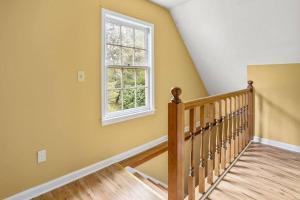 Fotografie z fotogalerie ubytování Lovely 5Bed, 3-FullBath ! 5min to free way I-85 v destinaci Lawrenceville