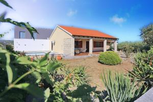 Zdjęcie z galerii obiektu Attractive villa - Casa NaiR w mieście Benkovac