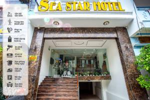 Chứng chỉ, giải thưởng, bảng hiệu hoặc các tài liệu khác trưng bày tại Sea Star Hotel Quy Nhon