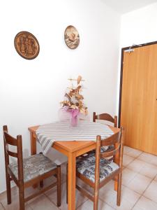 Fotografie z fotogalerie ubytování Apartments by the sea Mandre, Pag - 6457 v destinaci Kolan