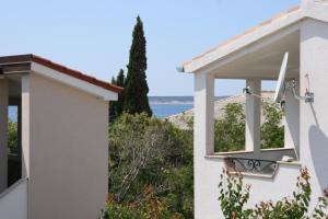 Fotografie z fotogalerie ubytování Apartments by the sea Mandre, Pag - 6457 v destinaci Kolan
