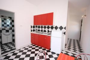 Fotografie z fotogalerie ubytování Apartments by the sea Mandre, Pag - 6457 v destinaci Kolan