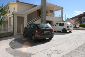 Fotografia z galérie ubytovania Apartments with a parking space Makarska - 6844 v destinácii Makarska