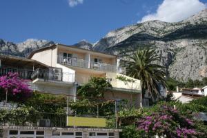 Fotografia z galérie ubytovania Apartment Makarska 6844c v destinácii Makarska