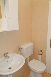 Fotografia z galérie ubytovania Apartment Makarska 6844c v destinácii Makarska