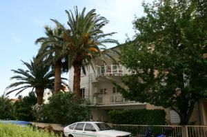 Fotografie z fotogalerie ubytování Apartments and rooms with parking space Makarska - 6644 v destinaci Makarska