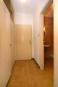 Fotografie z fotogalerie ubytování Apartments and rooms with parking space Makarska - 6644 v destinaci Makarska