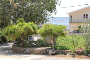 Fotografia z galérie ubytovania Apartments with a parking space Starigrad, Paklenica - 6527 v destinácii Starigrad-Paklenica