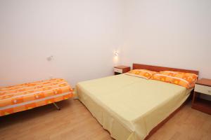 Fotografia z galérie ubytovania Apartments by the sea Metajna, Pag - 6466 v destinácii Zubovići