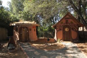 Fotografie z fotogalerie ubytování Gingerbread House v destinaci Geyserville