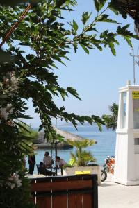 Fotografie z fotogalerie ubytování Apartments by the sea Brela, Makarska - 6686 v destinaci Brela