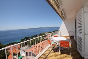Fotografia z galérie ubytovania Apartments with a parking space Brela, Makarska - 6747 v destinácii Brela