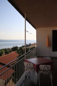 Fotografia z galérie ubytovania Apartments with a parking space Brela, Makarska - 6747 v destinácii Brela