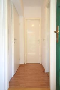 Fotografie z fotogalerie ubytování Apartments by the sea Bilo, Primosten - 8364 v Primoštenu